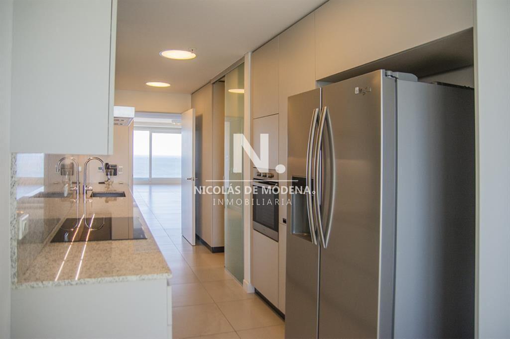 Le Parc III Punta Del Este,departamento de 4 en