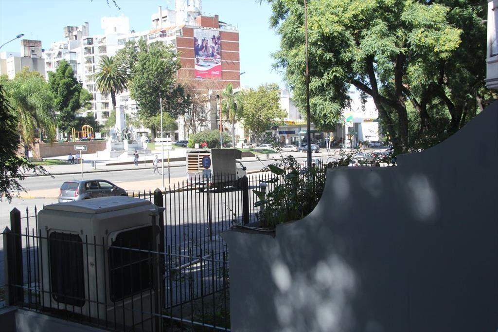 Venta Casa Residencia de Múltiples Oficinas Pocitos Montevi
