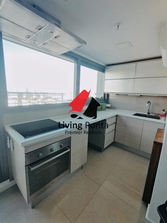 VENTA DE HERMOSO PENTHOUSE DE 2 DORMITORIOS CON BAÑOS EN S
