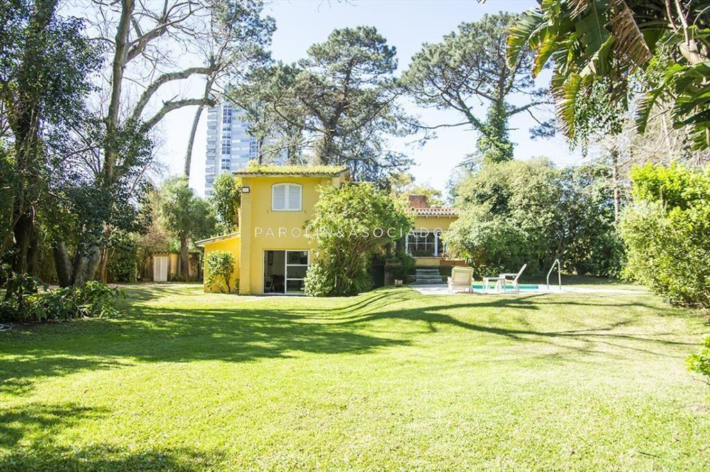 Hermosa casa en venta de 3 dormitorios en Mansa, Punta del