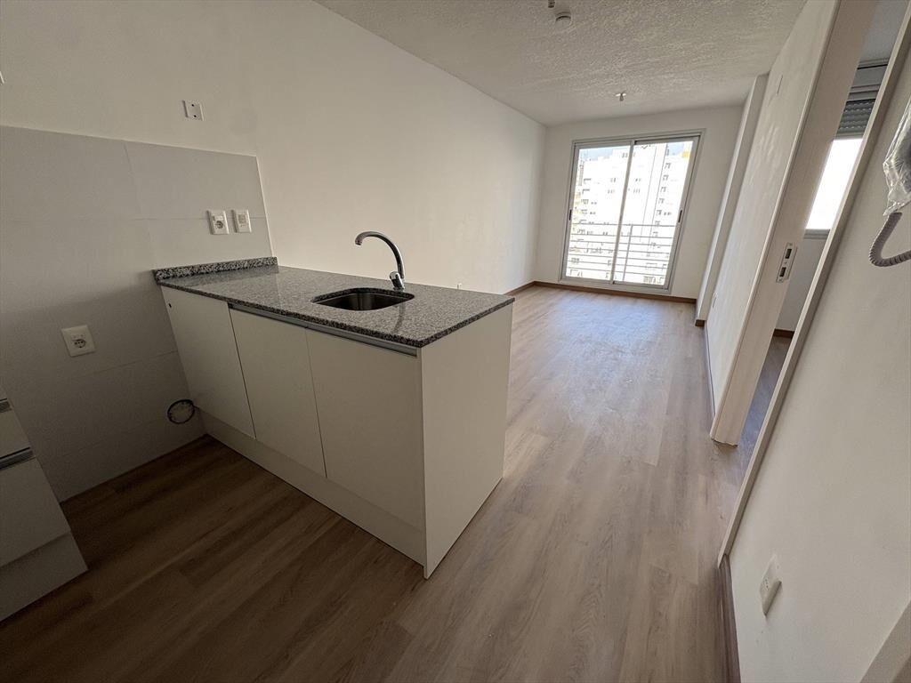 Alquiler  Apartamento con un dormitorio y terraza a estrenar