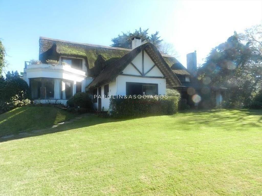 Casa en venta de 4 dormitorios en el Golf, Punta
