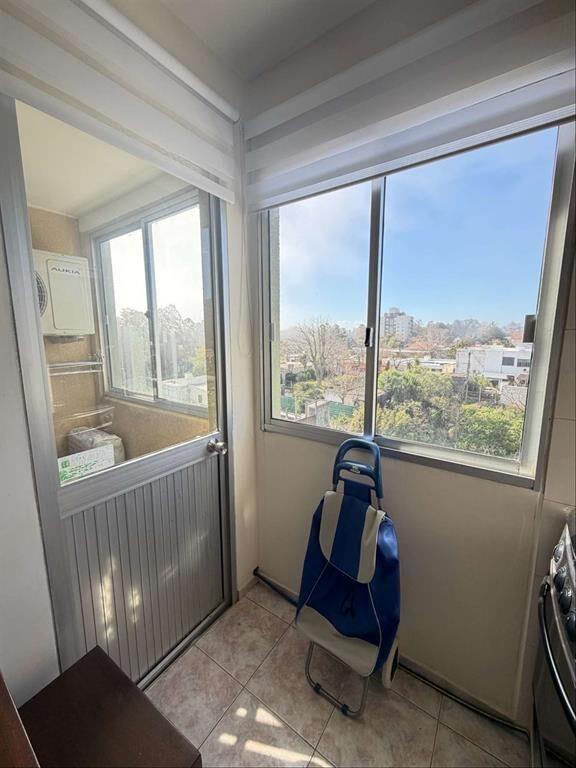 Alquiler anual de Apto Equipado - 1 dormitorio - Frente a l