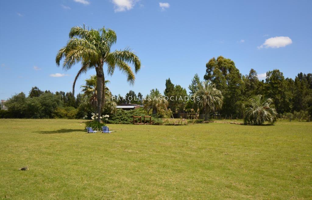 Casa en venta con amplio jardÃ­n en El Quijote