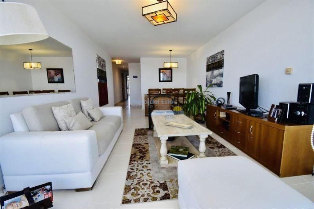 Apartamento en alquiler temporario Playa Mansa 2