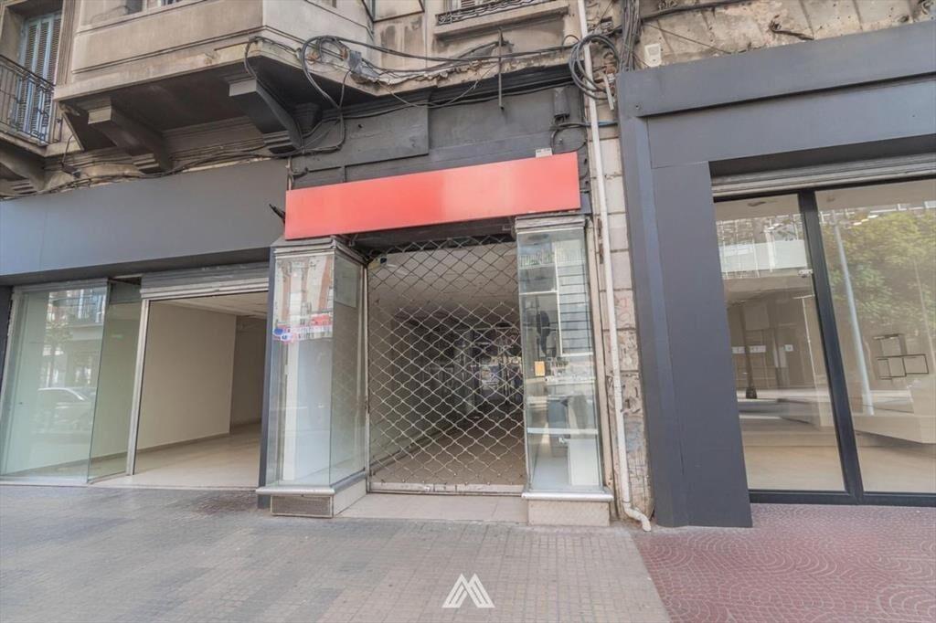 VENTA LOCAL COMERCIAL CORDON 18 DE JULIO