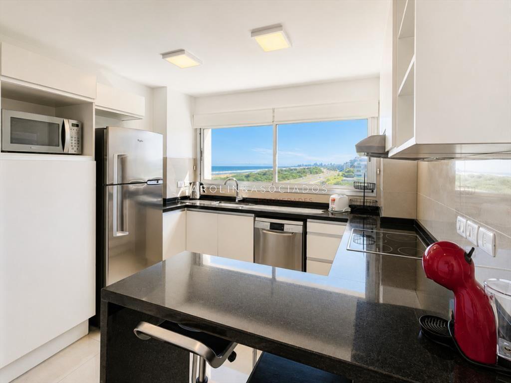 Penthouse de 3 Dormitorios en Primera Línea del