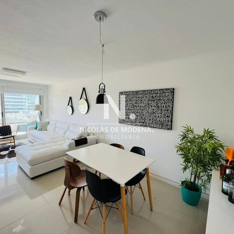 Departamento de 1 dormitorio en venta en Aidy Grill , Punta