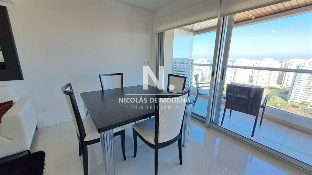 Espectacular apartamento en Playa Brava. Ref.