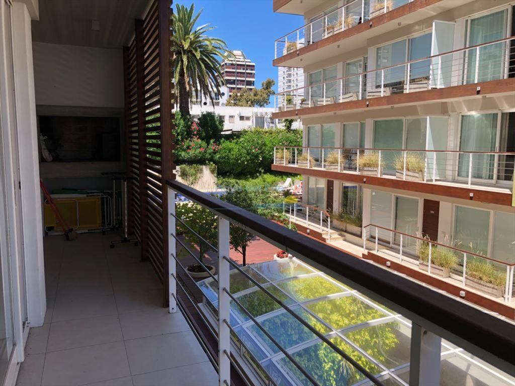 Apartamento de 1 dormitorio en la Península , ,