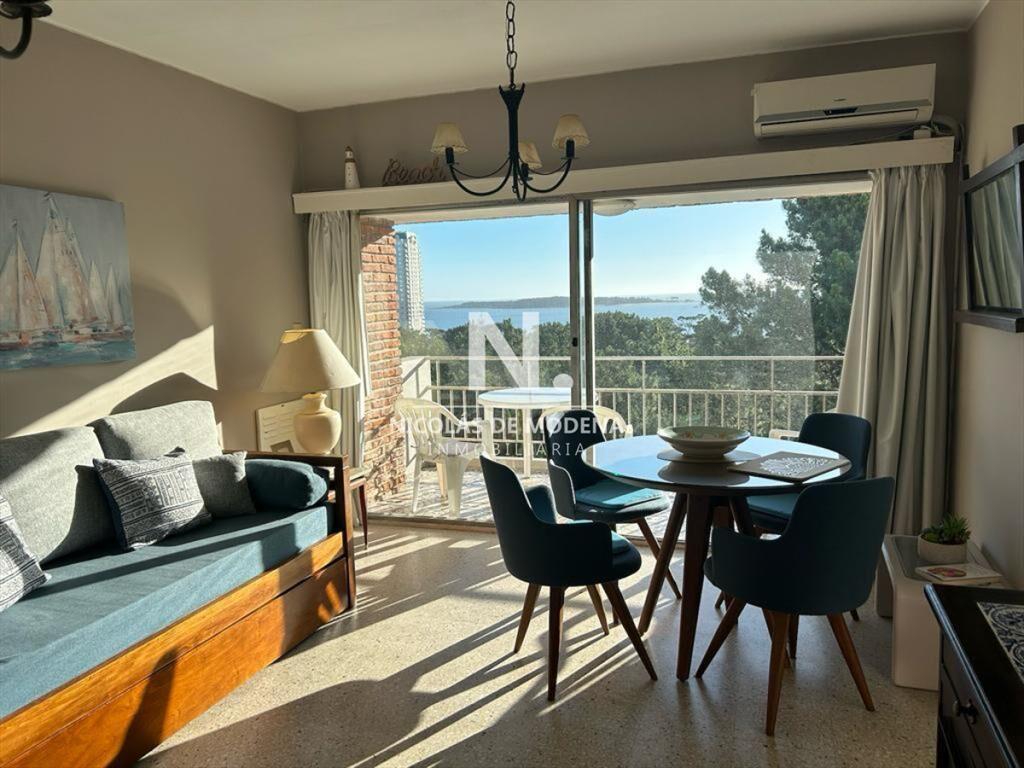 Apartamento de 1 dormitorio en Playa Mansa -