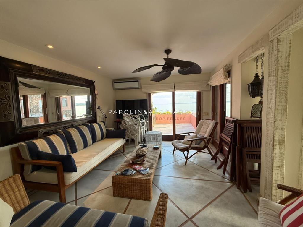 Duplex en venta en Marina del Este, Punta Ballena