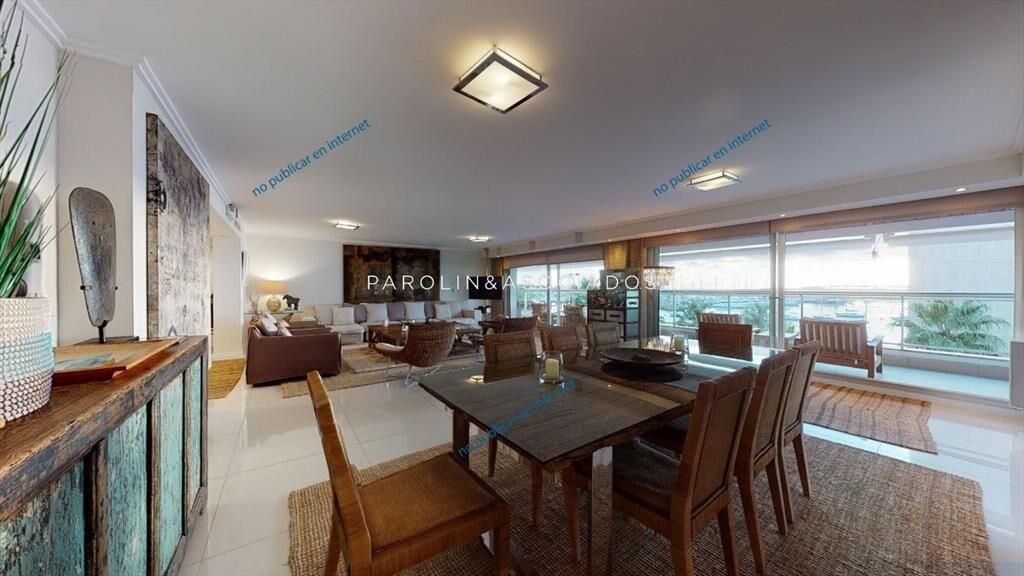 Apartamento en venta de 4 suites en edificio del