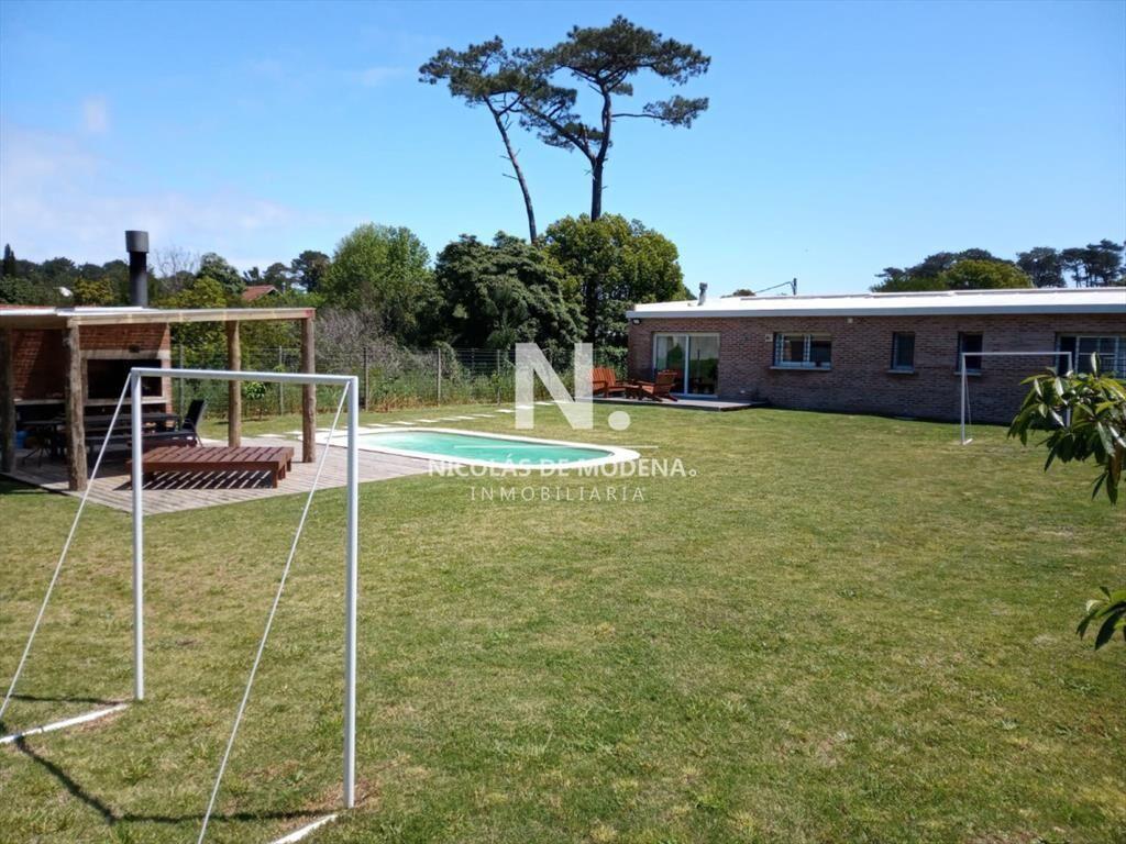 Nueva casa de 3 dormitorios en Punta del Este