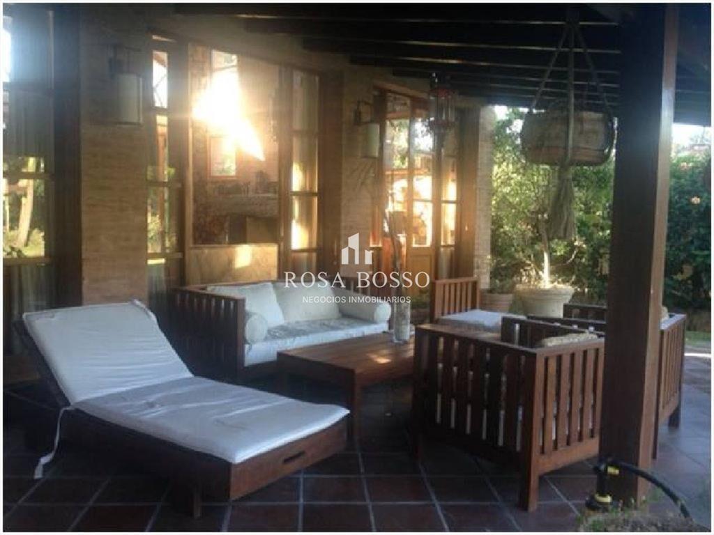 Casa en Pinares.