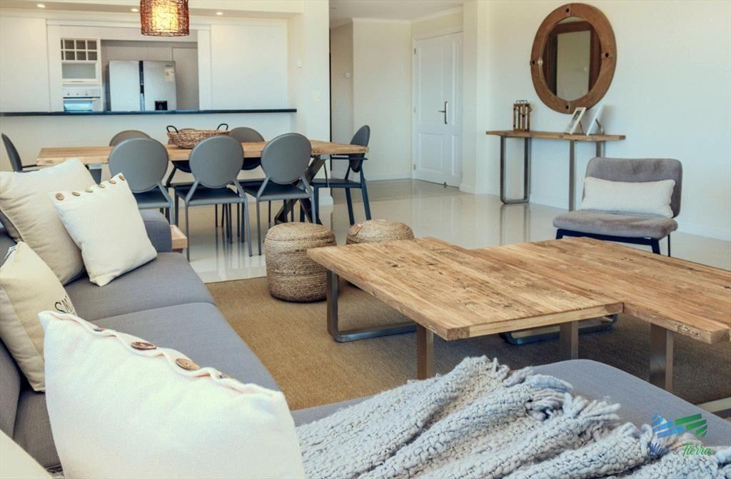 VENTA de Pent Huse sobre playa Mansa de 4 suites