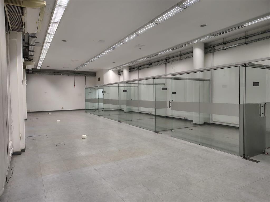 ALQUILER AGUADA OFICINAS DEPOSITO GARAGE 2130M2