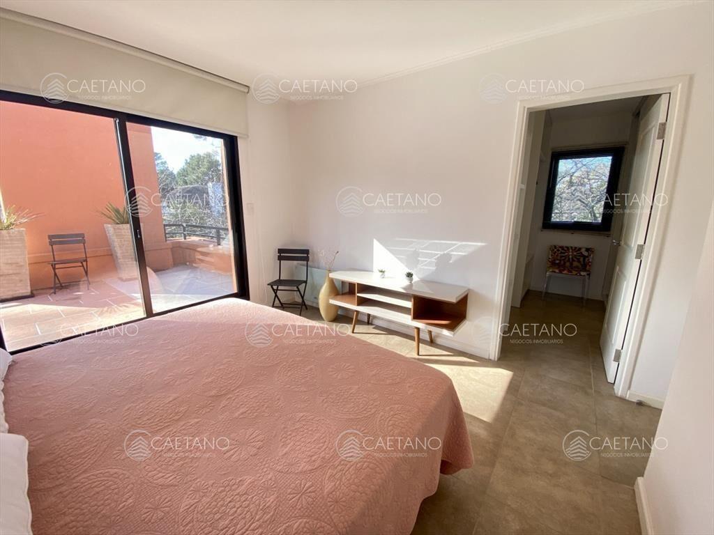 Venta casa 2 dormitorios pinares