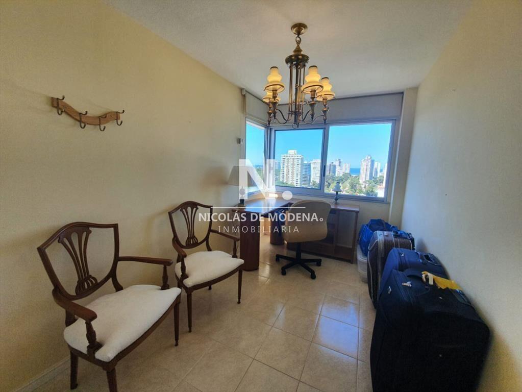 Hermoso apartamento con excelente vista!