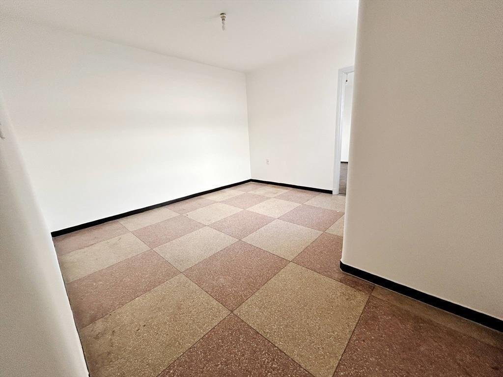 Alquiler de Apartamento en Mateo Vidal con 1 dormitorio en L