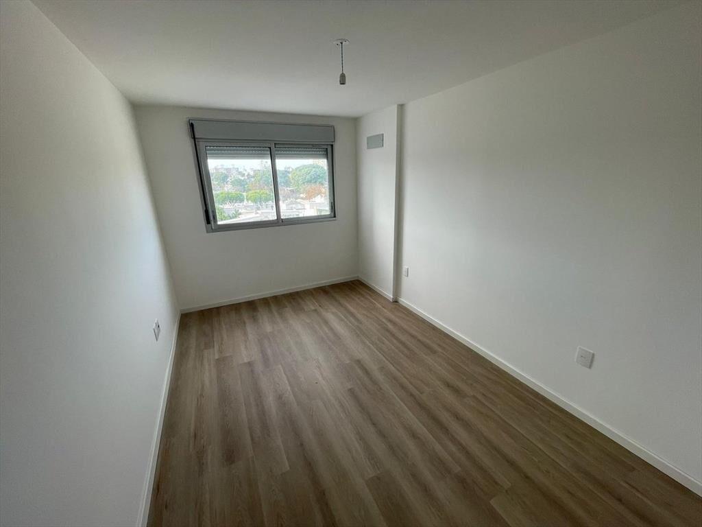Venta apartamento rentado 1 dormitorio con garaje La Blanqu
