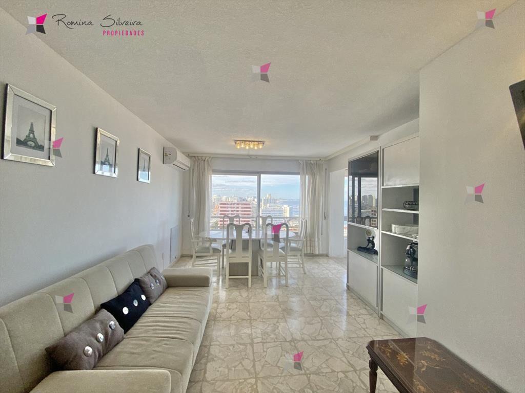 VENTA DE APARTAMENTO DE 2 DORMITORIOS EN PUNTA