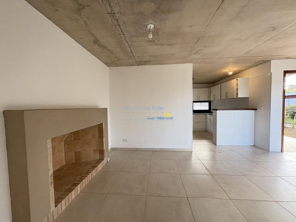 Moderna casa de 3 dormitorios en Pinares