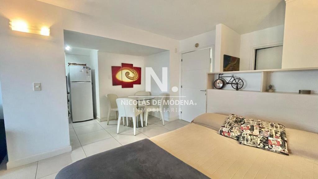 En venta apartamento monoambiente en Península,
