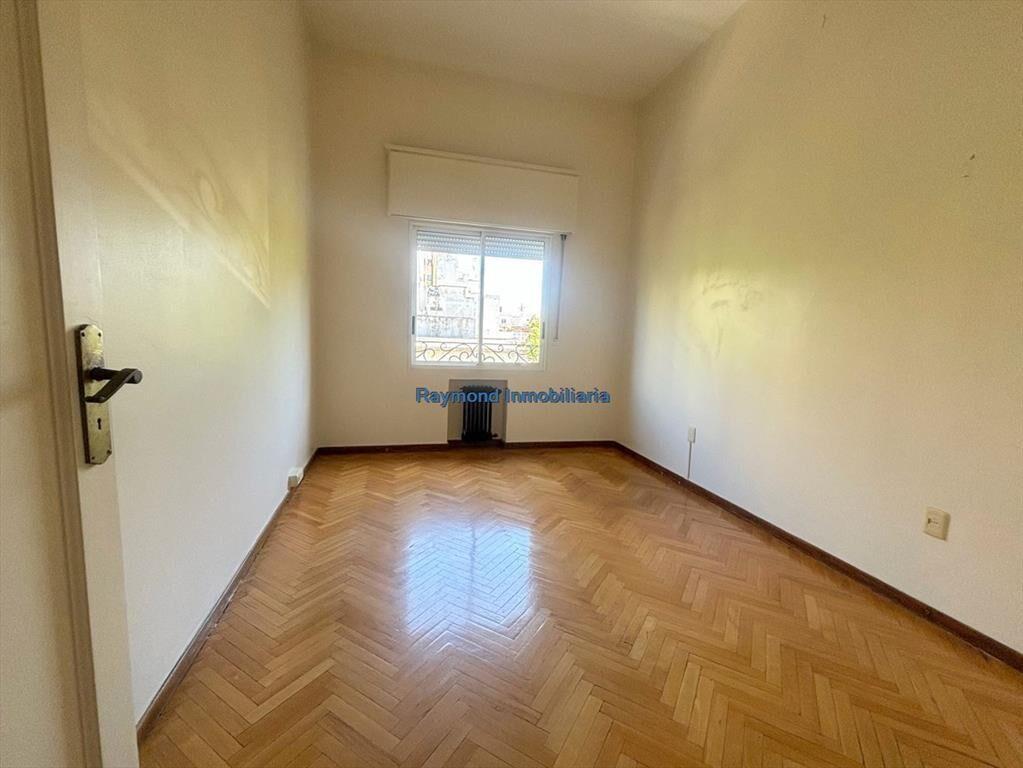 Venta oficina 150m2, 3 baños - Centro