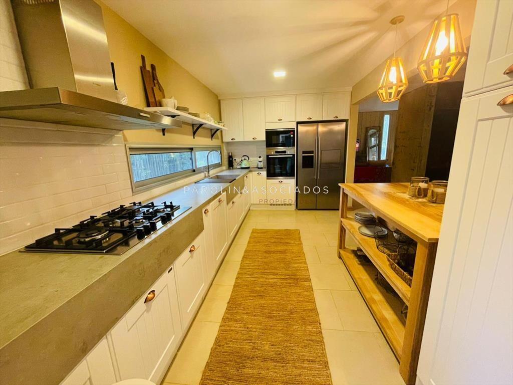 Casa de 3 dormitorios en barrio privado La Punta