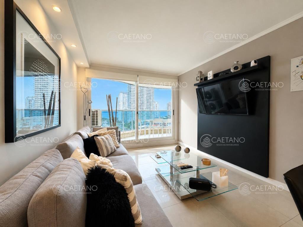 Apartamento en Venta - Punta del Este, Playa