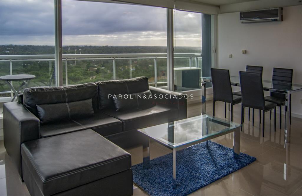 Apartamento de 1 dormitorio en torre One, Punta