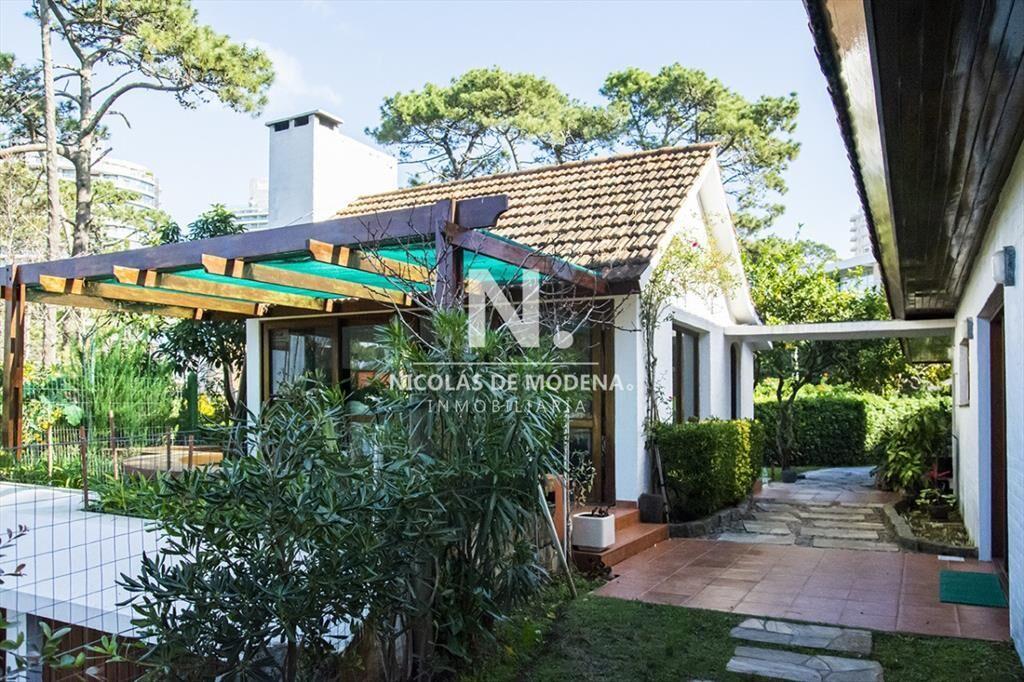 Casa en venta de 5 dormitorios en San Rafael ,