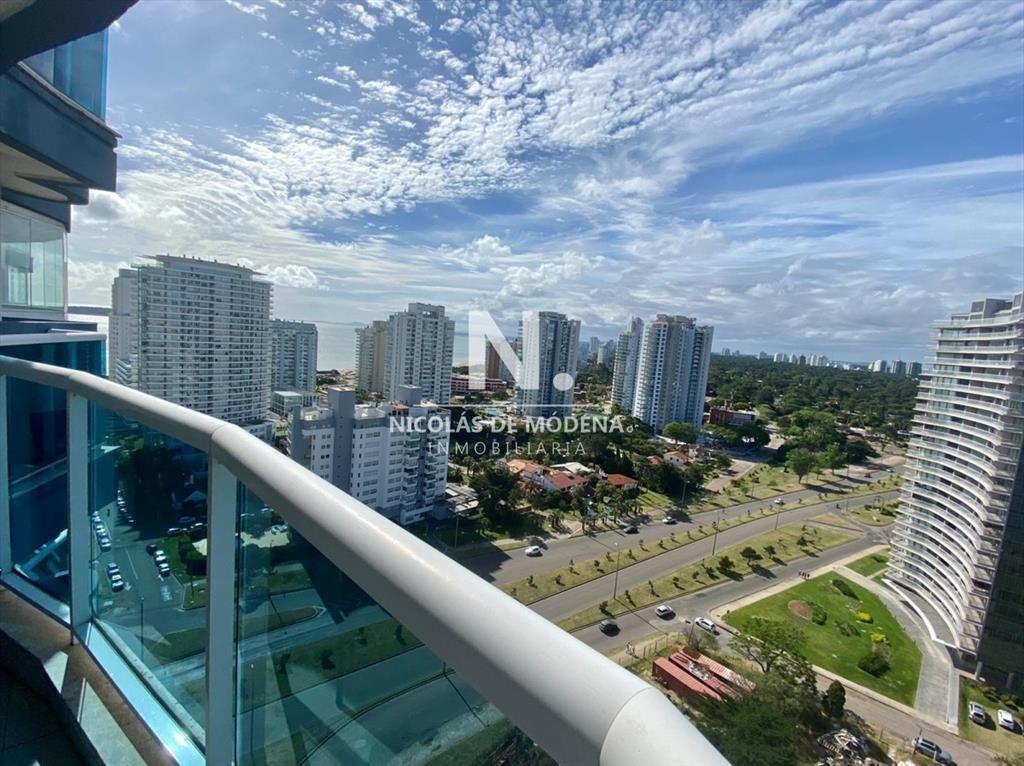 En venta apartamento totalmente equipado, con 3