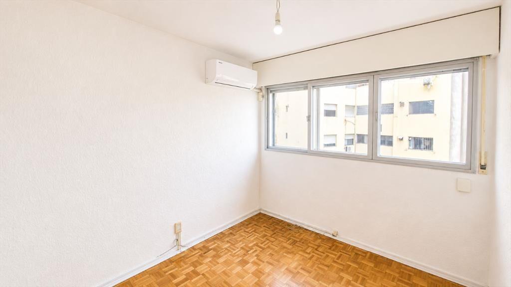 Vende apartamento Pocitos 3 dorm 2baños y balcones