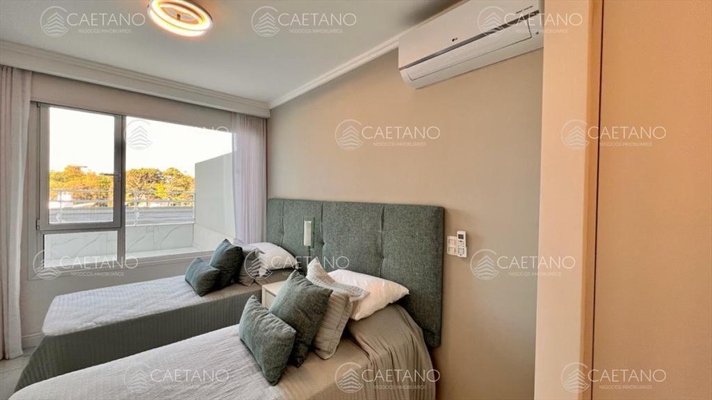 Venta apartamento 3 dormitorios playa mansa Punta