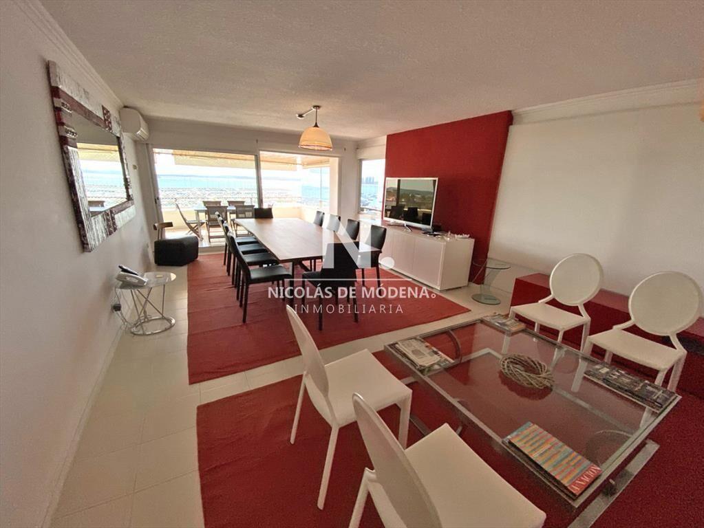Apartamento en Venta de 3 dormitorios en el , del