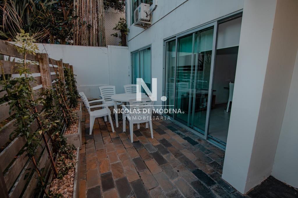 Oportunidad en Venta de Apartamento de planta baja con sali