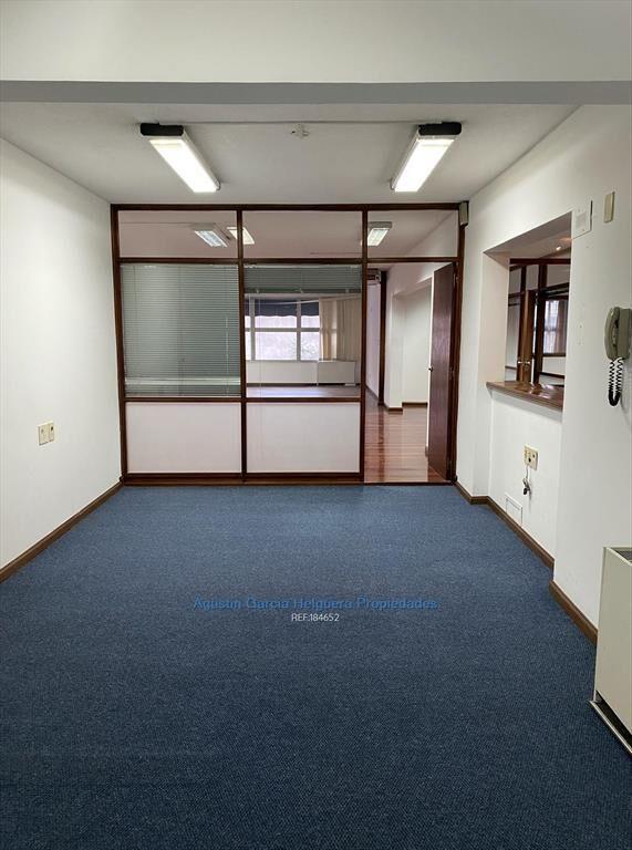 Venta y Alquiler Oficina Ciudad Vieja
