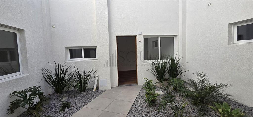 VENTA APARTAMENTO CON RENTA 1 DORMITORIO Y PARRILLERO CORD