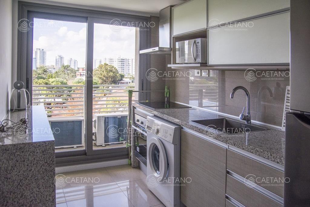 Venta apartamento 2 dormitorios. Playa mansa, del