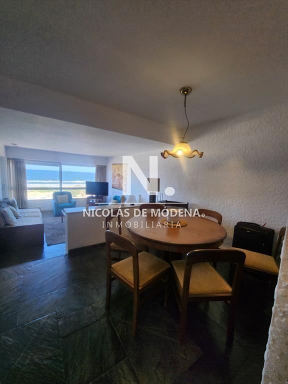 Vende apartamento de 1 dormitorio en Punta del Este, con vi