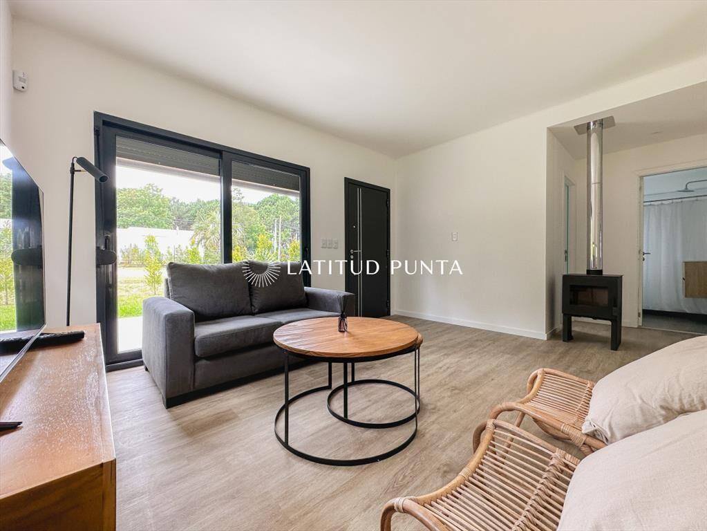 Casa en Parque Burnett, 3 dormitorios