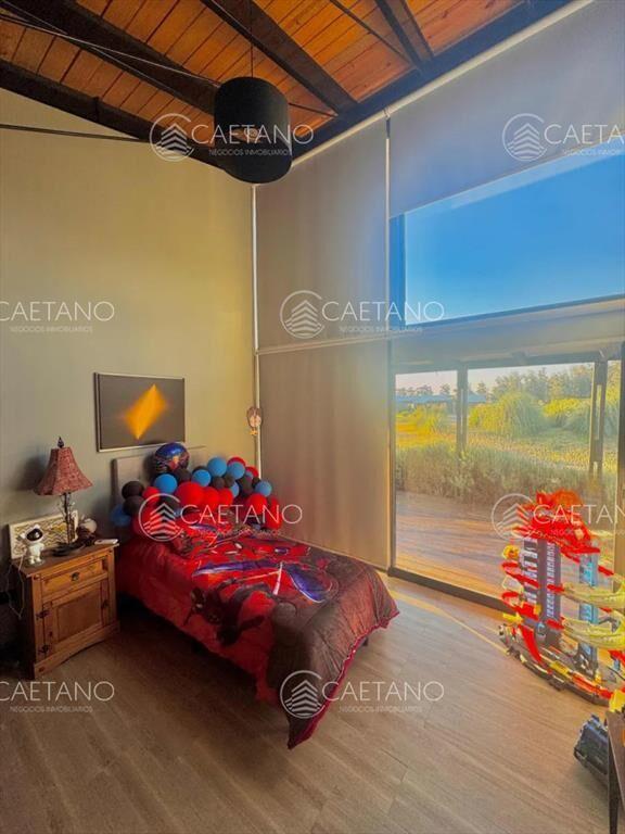 Venta casa en Barrio privado La Barra