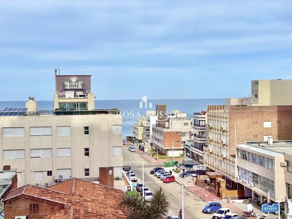Apartamento Alquiler 3 dormitorios Península del