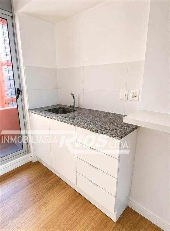 Apartamento de 2 dormitorios en Barrio Sur. A