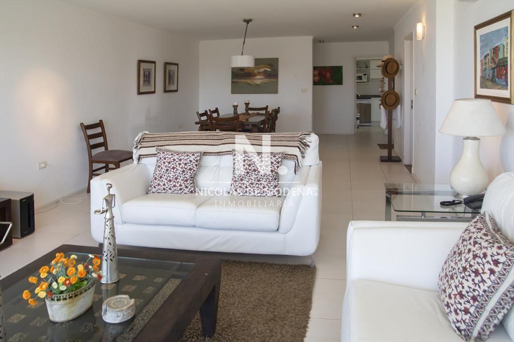 departamento en venta de 3 dormitorios en playa