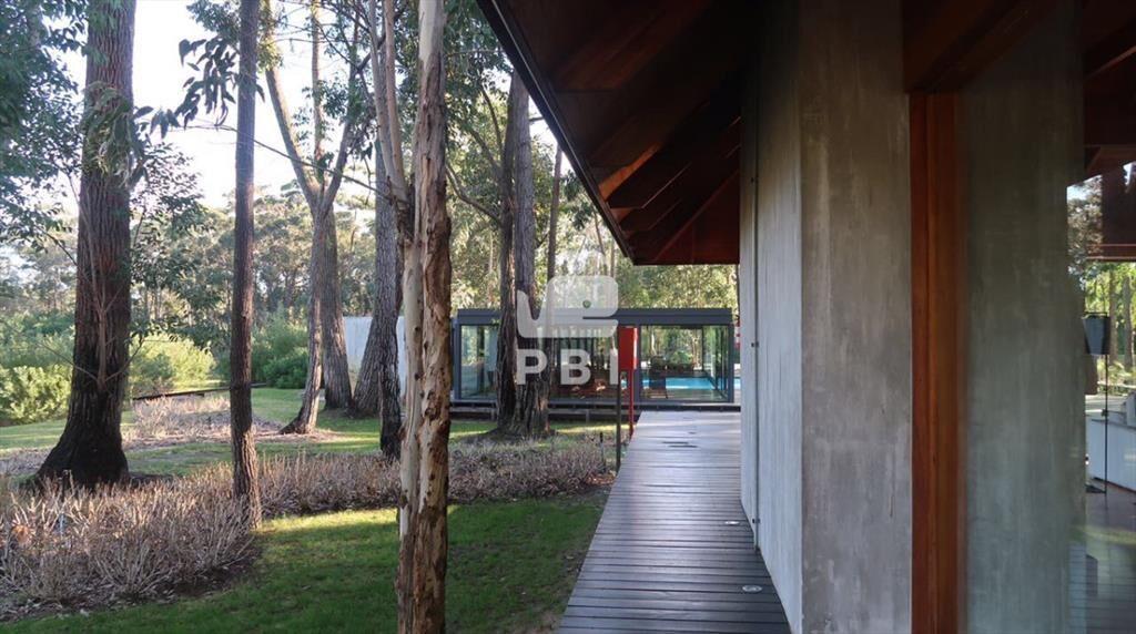 Terreno en venta en Design Village, Punta Ballena