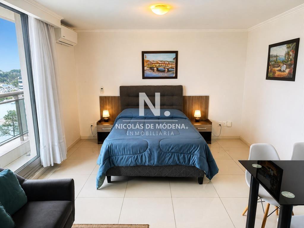 Vende apartamento en place lafayette, Punta Del