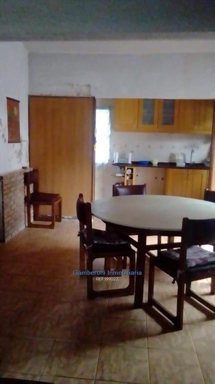 Muy buen predio de casi 6 hectáreas con casa y bodega.